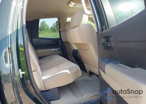 2010 Toyota Tundra Grade 5.7L V8 z USA, uszkodzony, nr VIN 5TFUY5F15AX137953